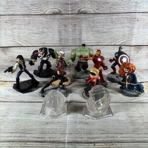 Lot Of 11 Disney Infinity 1.0 2.0 3.0 Marvel Star Wars Incredibles Brave Figures